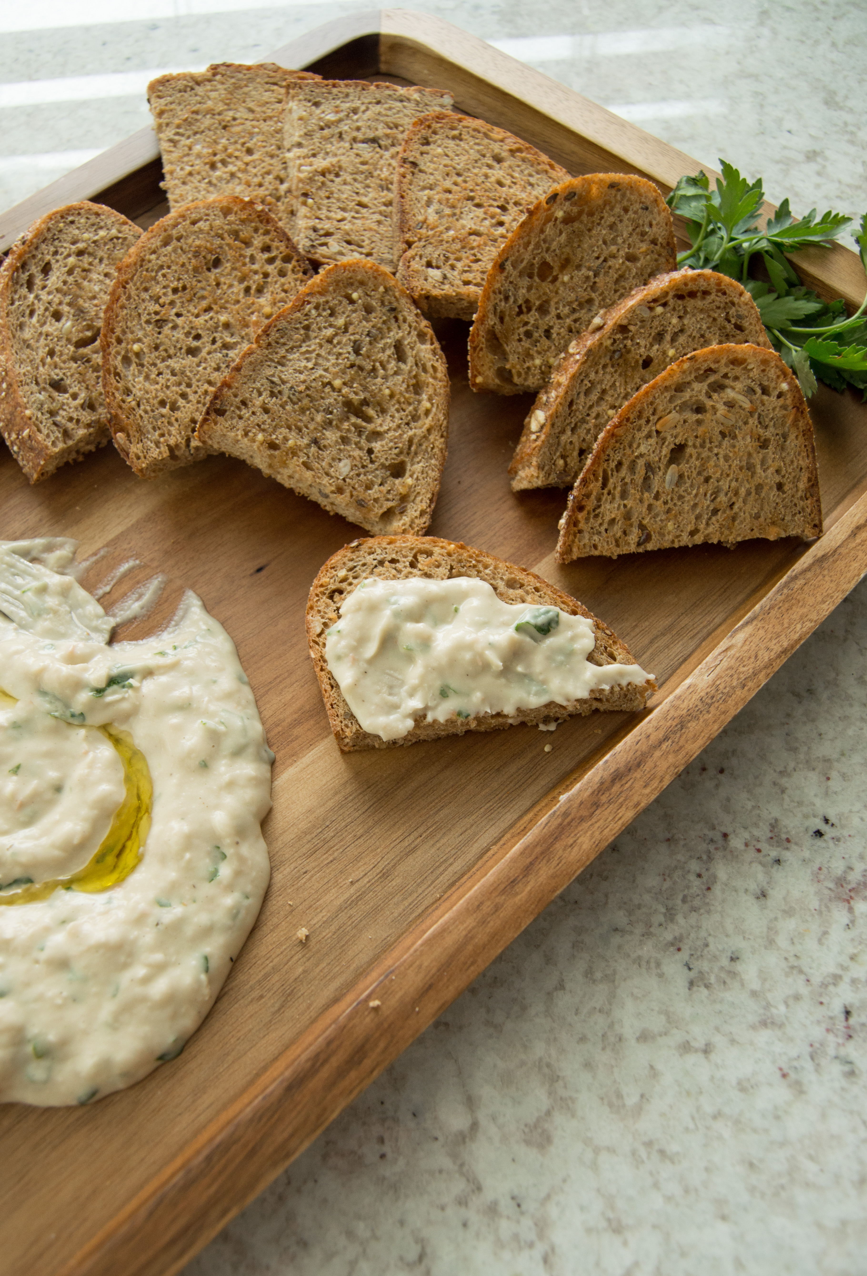 White Bean & Garlic Spread