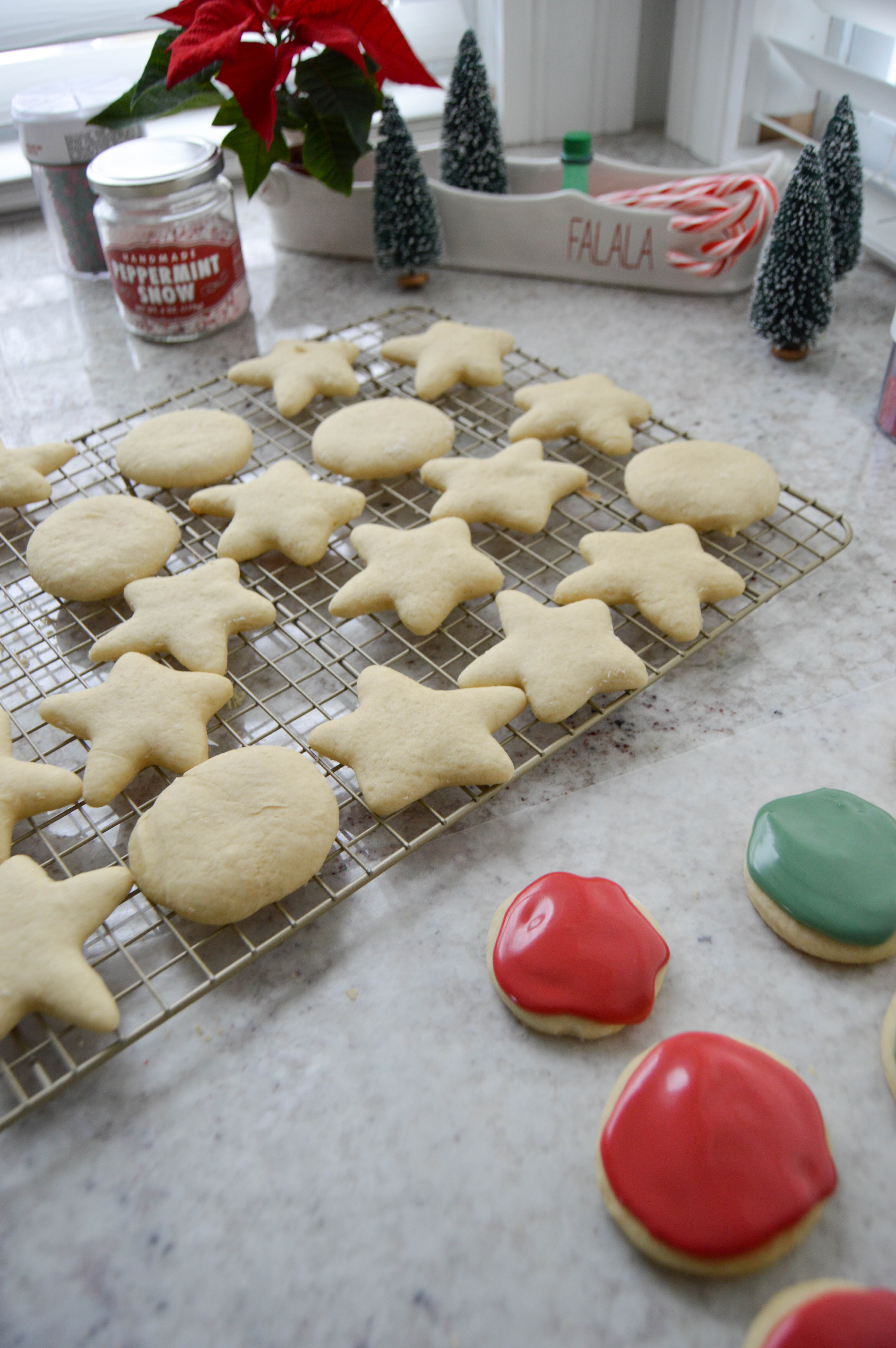 christmas sugar cookies - holiday traditions
