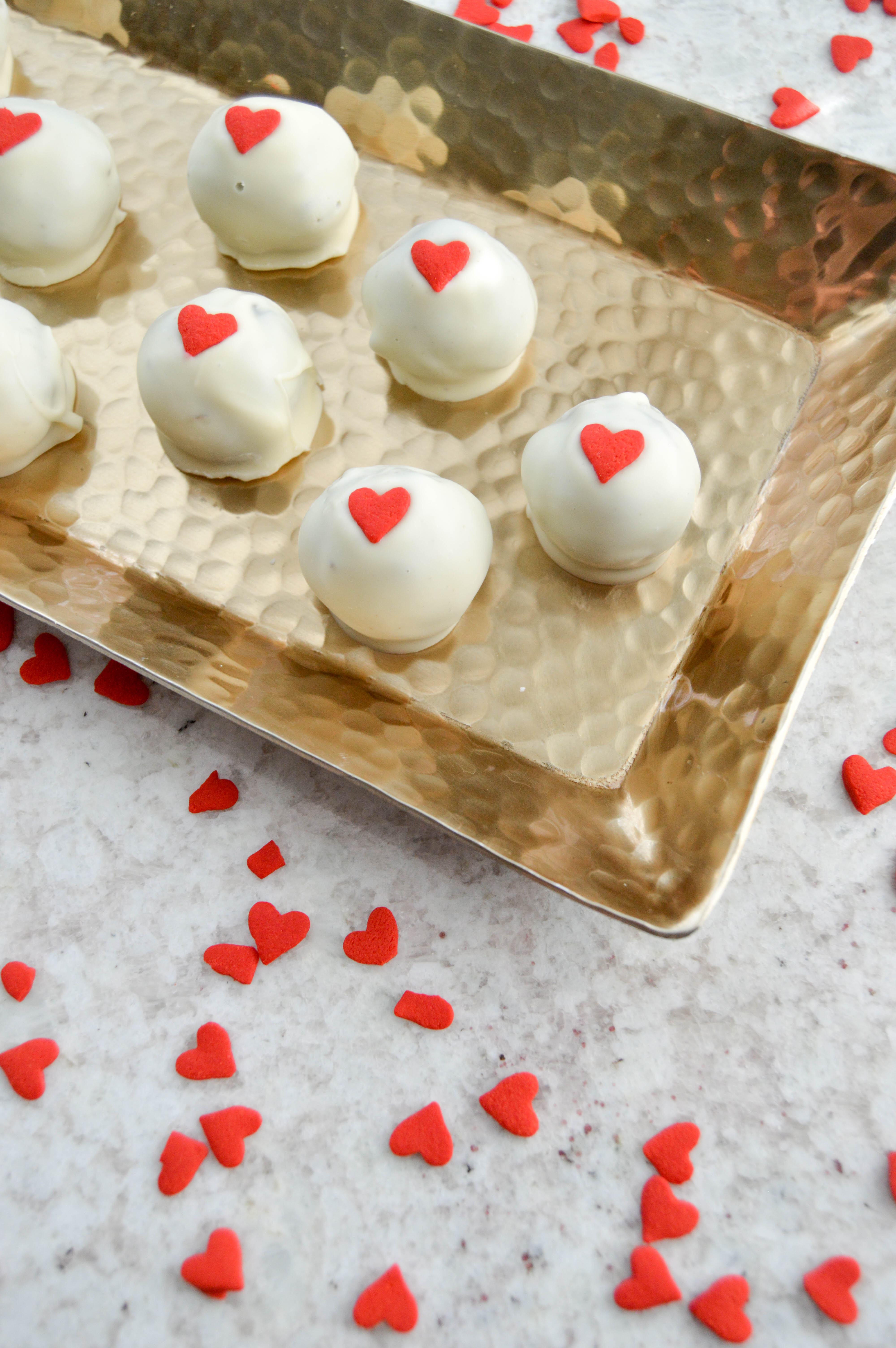 white chocolate oreo truffles - valentine's day dessert