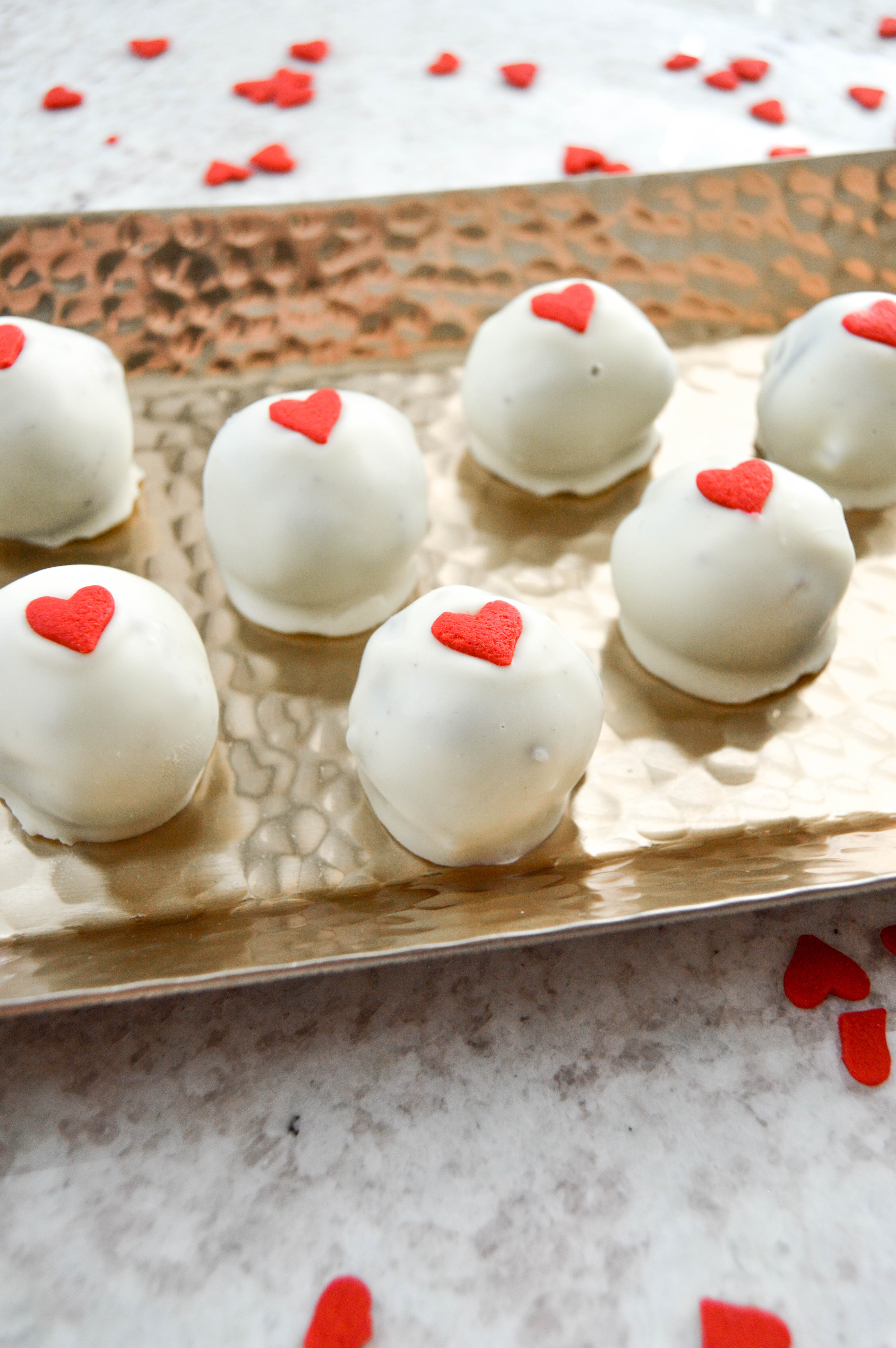 white chocolate oreo truffles - valentine's day dessert