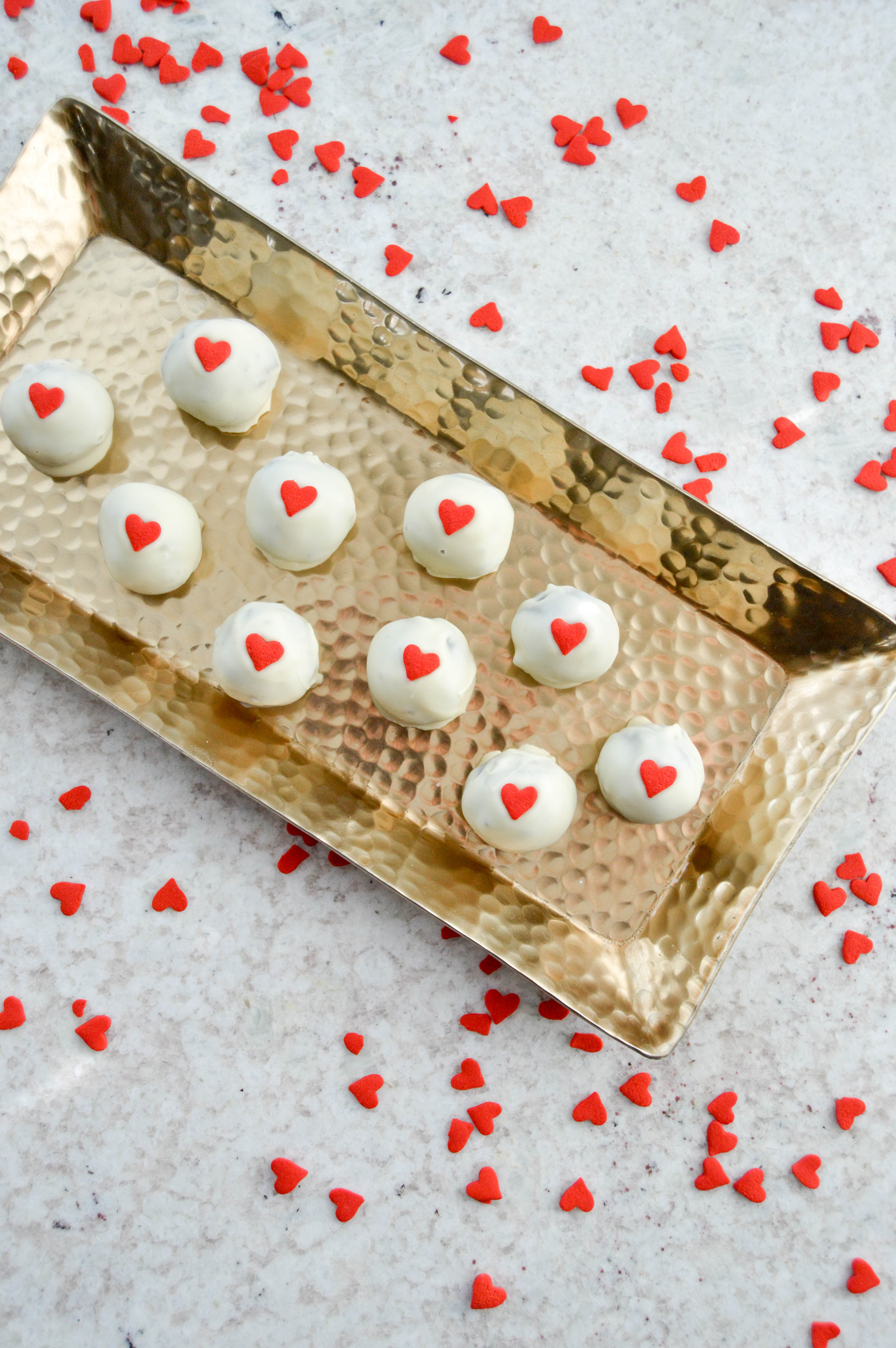 white chocolate oreo truffles - valentine's day dessert