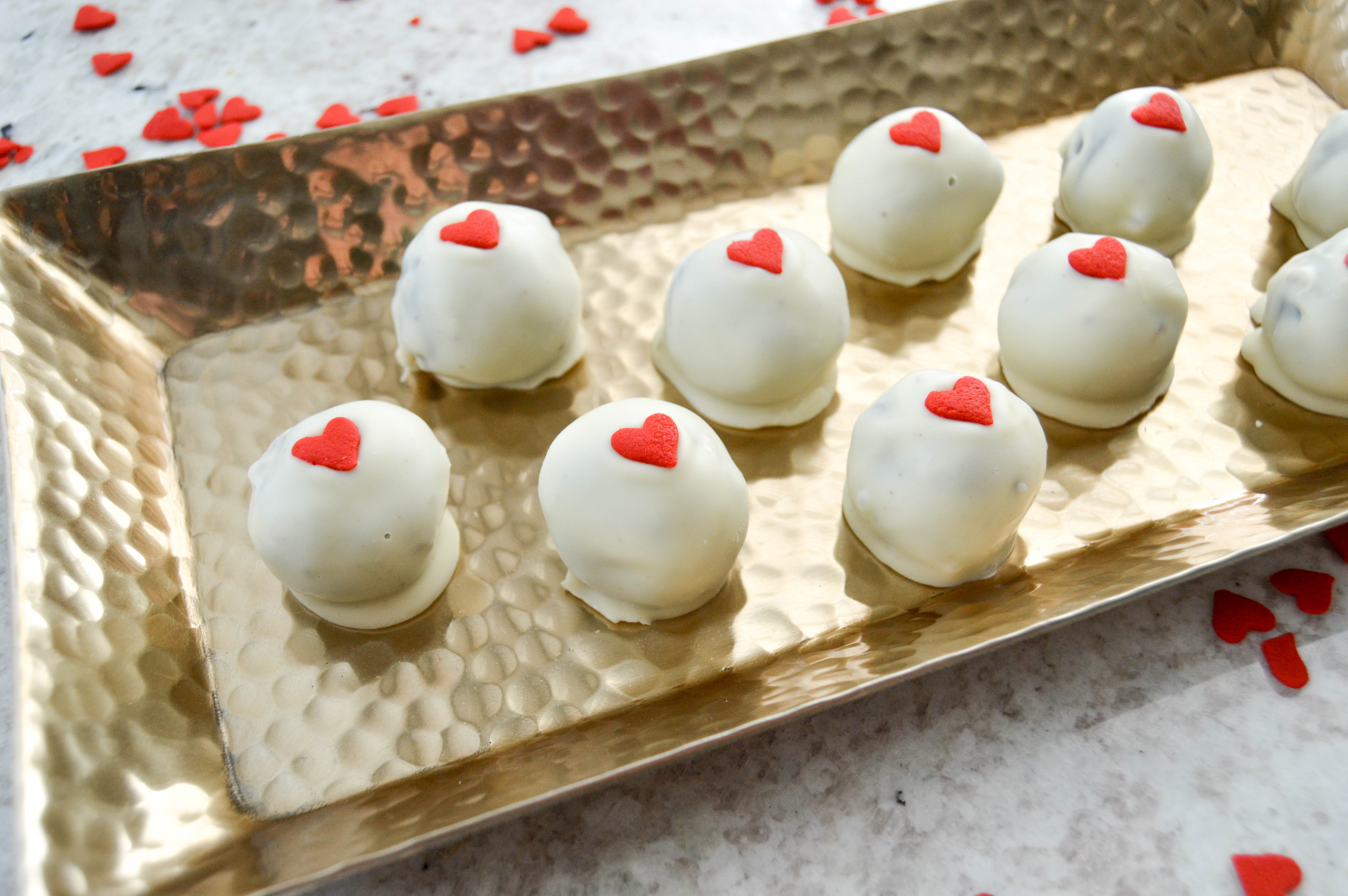 white chocolate oreo truffles - valentine's day dessert